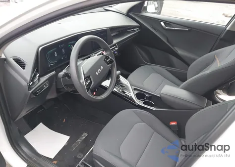 2024 Kia Niro Lx z USA, uszkodzony, nr VIN KNDCP3LE7R5129208